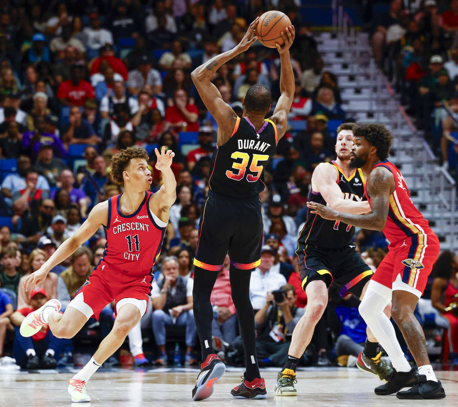 NO.pelicanssuns.040224_4089.JPG